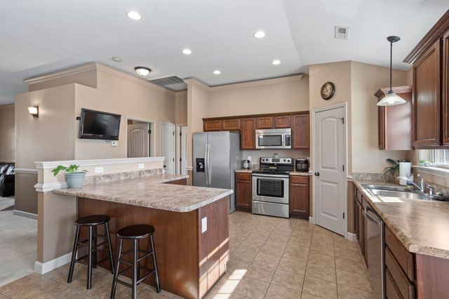 874 Vandenburg Drive, Boiling Springs, SC 29316