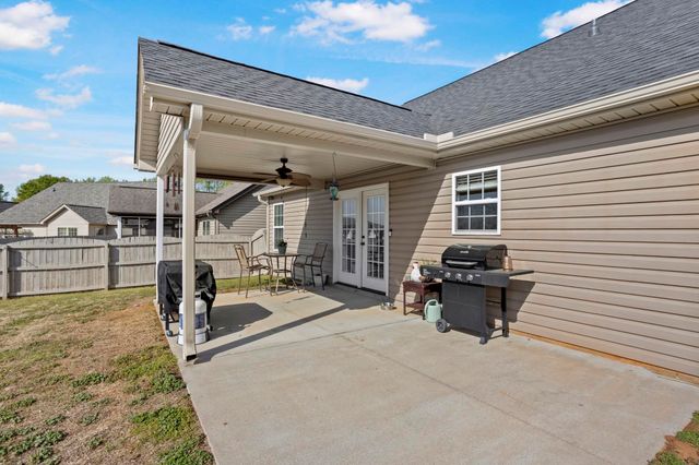 874 Vandenburg Drive, Boiling Springs, SC 29316