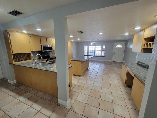 11633 FOX RUN, Port Richey, FL 34668