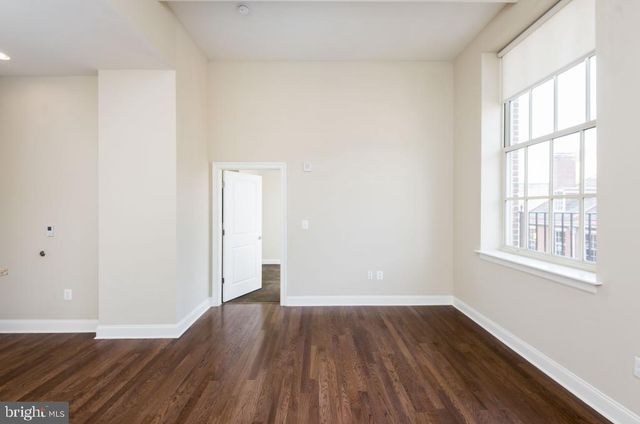 312-322 WALNUT STREET, Philadelphia, PA 19106