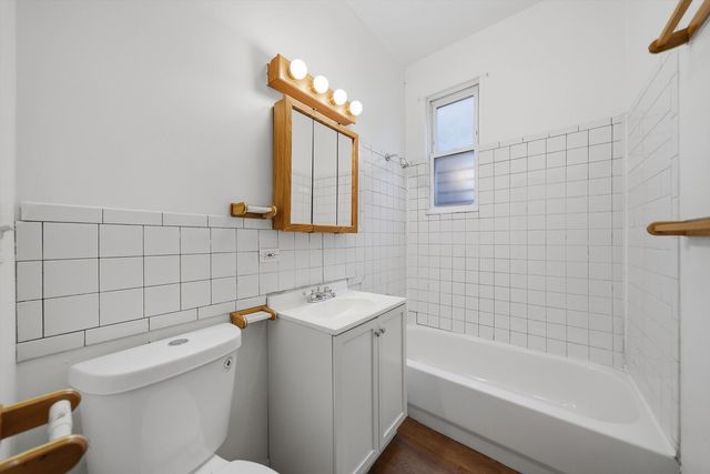 3912 W Fillmore Street, Chicago, IL 60624