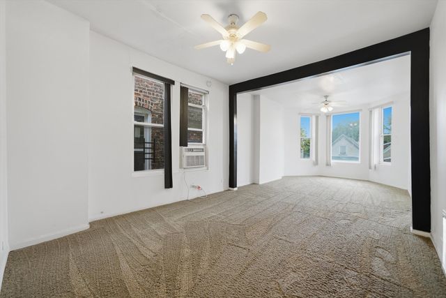 3912 W Fillmore Street, Chicago, IL 60624