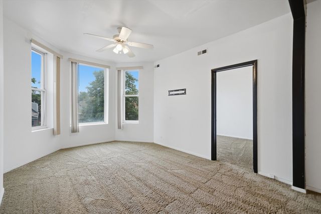 3912 W Fillmore Street, Chicago, IL 60624