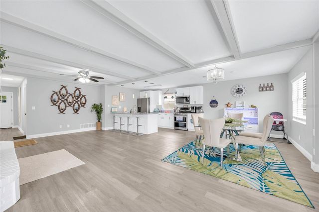 2952 CARRIAGE DRIVE, South Daytona, FL 32119