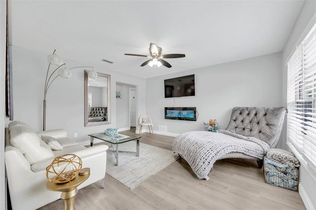 2952 CARRIAGE DRIVE, South Daytona, FL 32119