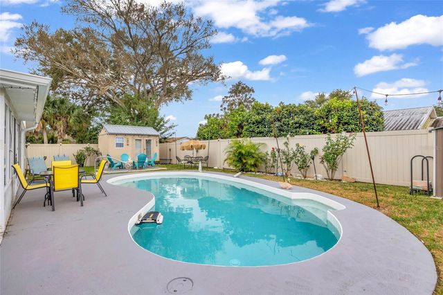 2952 CARRIAGE DRIVE, South Daytona, FL 32119