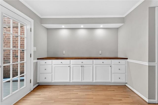 6520 Roswell Road 48, Sandy Springs, GA 30328