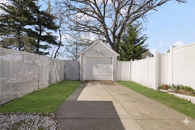 131 Blackamore Avenue, Cranston, RI 02910