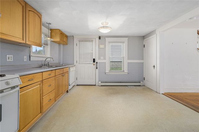 131 Blackamore Avenue, Cranston, RI 02910