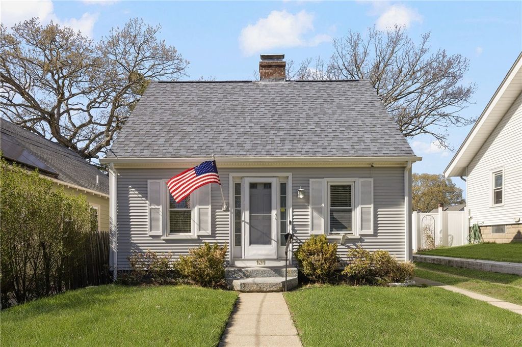 131 Blackamore Avenue, Cranston, RI 02910