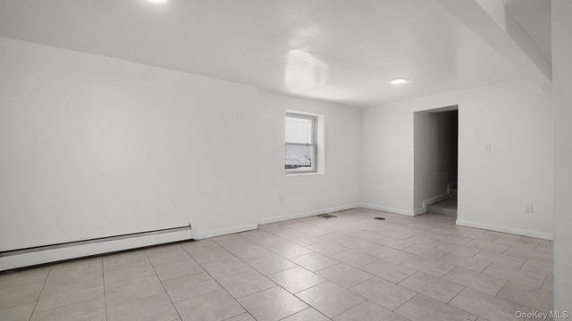 3412 Hunter Avenue, Bronx, NY 10475