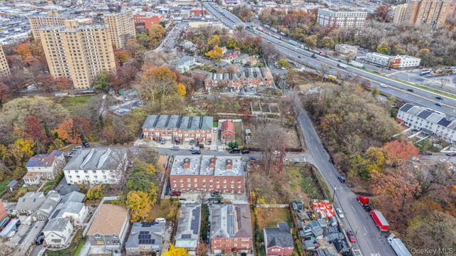 3412 Hunter Avenue, Bronx, NY 10475