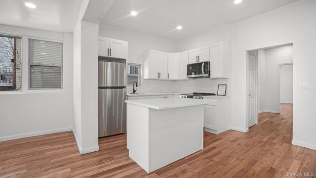 3412 Hunter Avenue, Bronx, NY 10475