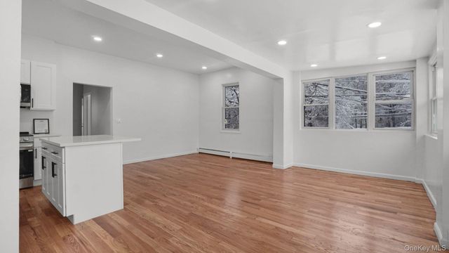 3412 Hunter Avenue, Bronx, NY 10475