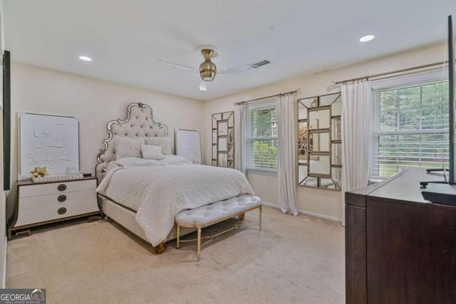 1777 E Gate Trail, Stone Mountain, GA 30087