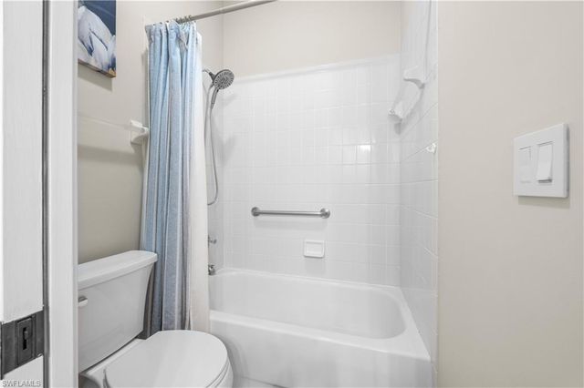 5472 Peppertree DR, Fort Myers, FL 33908