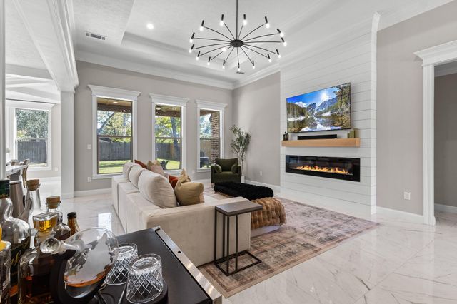 245 W Caldwood Drive, Beaumont, TX 77707