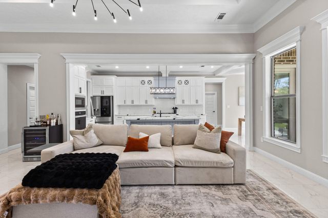 245 W Caldwood Drive, Beaumont, TX 77707