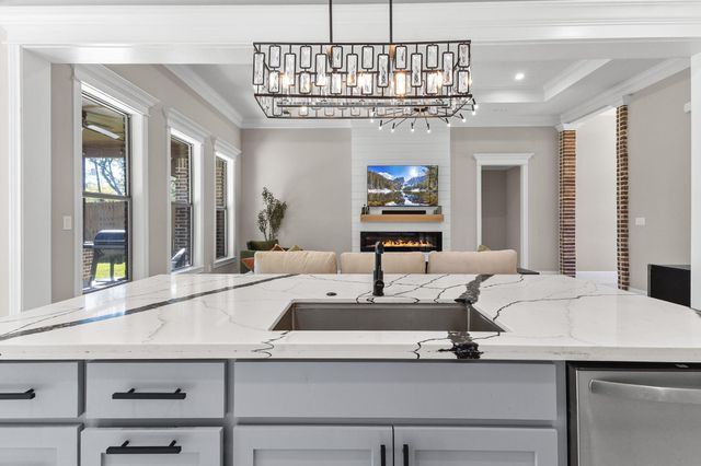 245 W Caldwood Drive, Beaumont, TX 77707