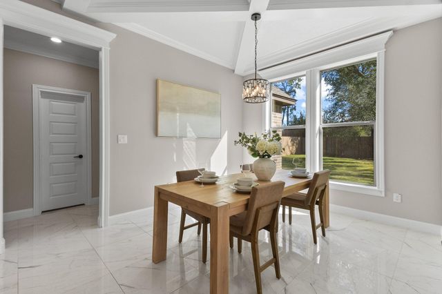 245 W Caldwood Drive, Beaumont, TX 77707