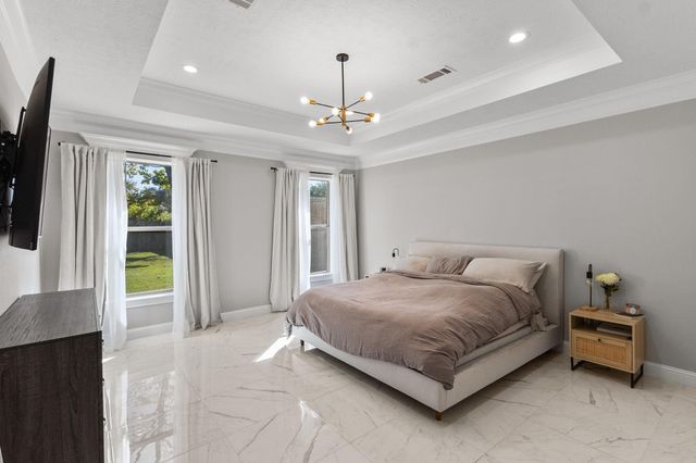 245 W Caldwood Drive, Beaumont, TX 77707