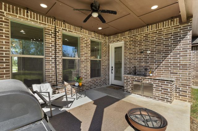 245 W Caldwood Drive, Beaumont, TX 77707