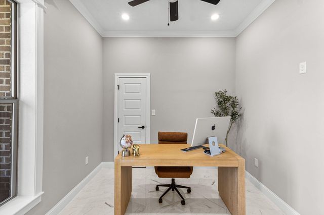 245 W Caldwood Drive, Beaumont, TX 77707