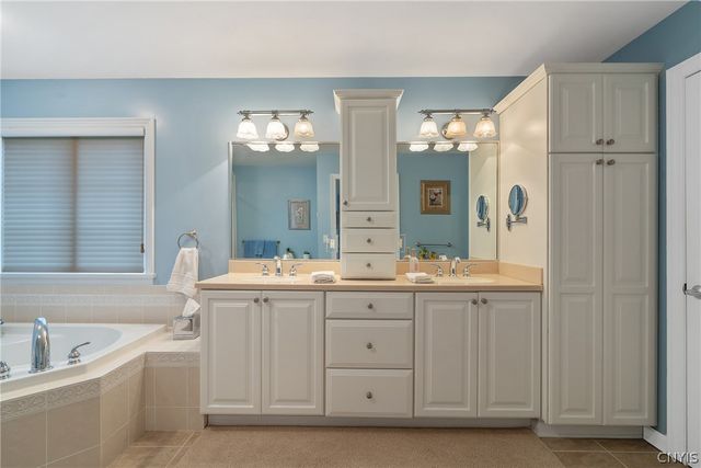 1239 Bell Dr, Cortlandville, NY 13045