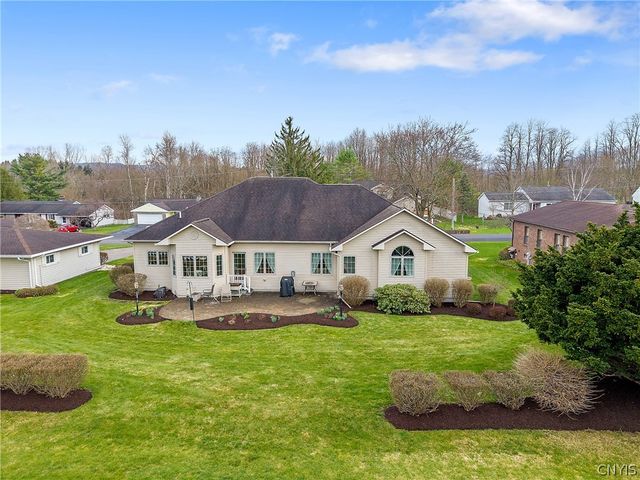 1239 Bell Dr, Cortlandville, NY 13045