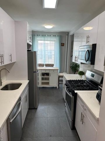 2081 Cruger Avenue 6L, Bronx, NY 10462