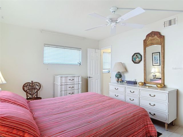 200 PARK BOULEVARD N 103, Venice, FL 34285