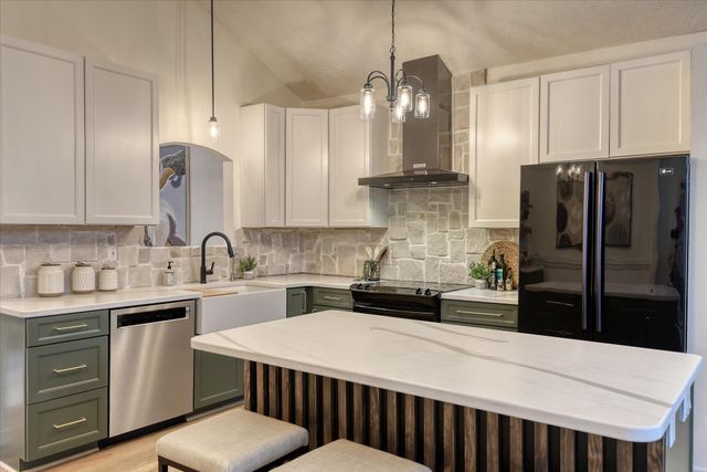 4904 N Darin Rd, Otis Orchards, WA 99027