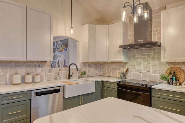 4904 N Darin Rd, Otis Orchards, WA 99027