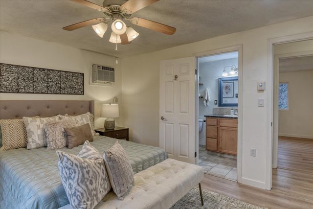 4904 N Darin Rd, Otis Orchards, WA 99027