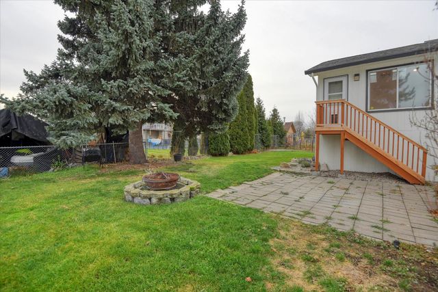 4904 N Darin Rd, Otis Orchards, WA 99027