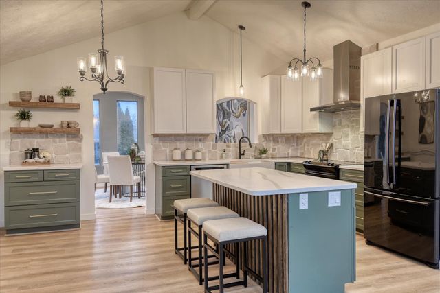 4904 N Darin Rd, Otis Orchards, WA 99027