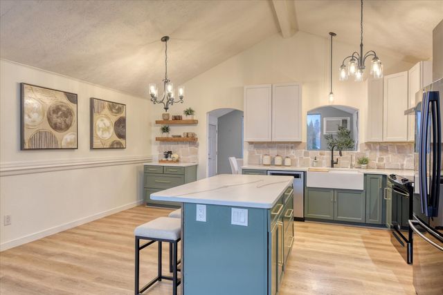 4904 N Darin Rd, Otis Orchards, WA 99027