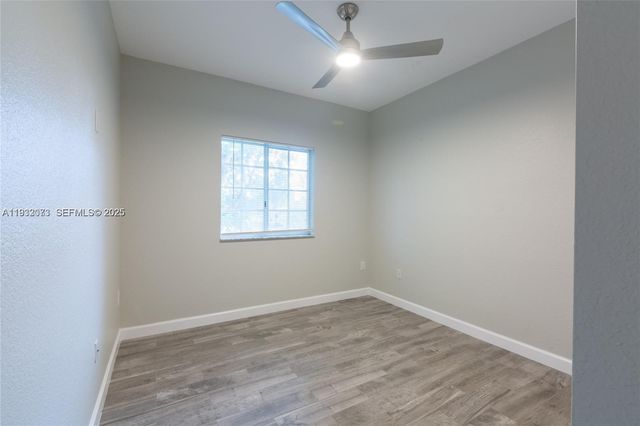 6990 NW 179th St 201-2, Hialeah, FL 33015