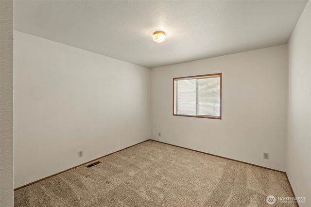 7213 17th Avenue E #15, Tacoma, WA 98404