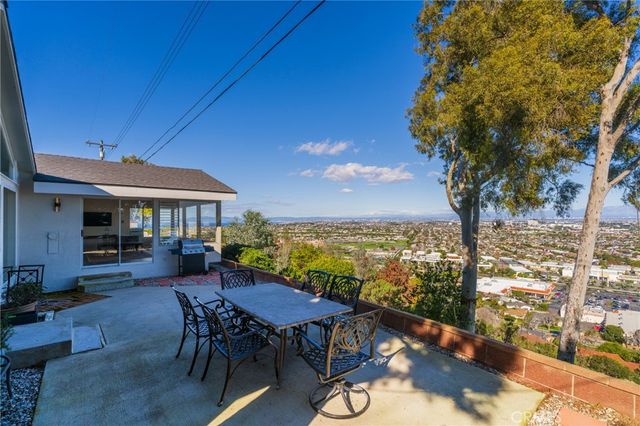 4321 Paseo De Las Tortugas, Torrance, CA 90505