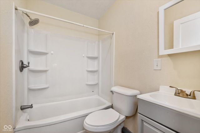1604 W 11th Street, Anderson, IN 46016
