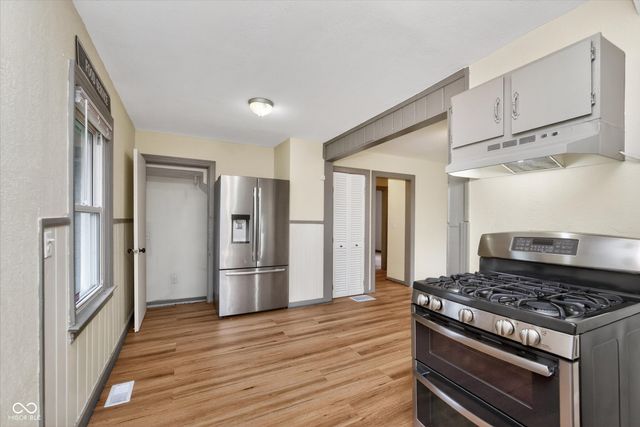 1604 W 11th Street, Anderson, IN 46016