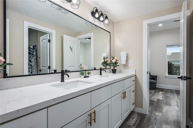 924 Melody Lane, Crystal Beach, TX 77650