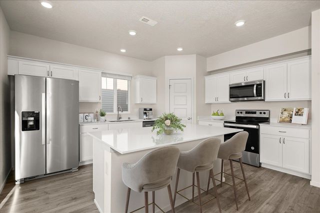 3659 S McCabe Ln, Spokane, WA 99206