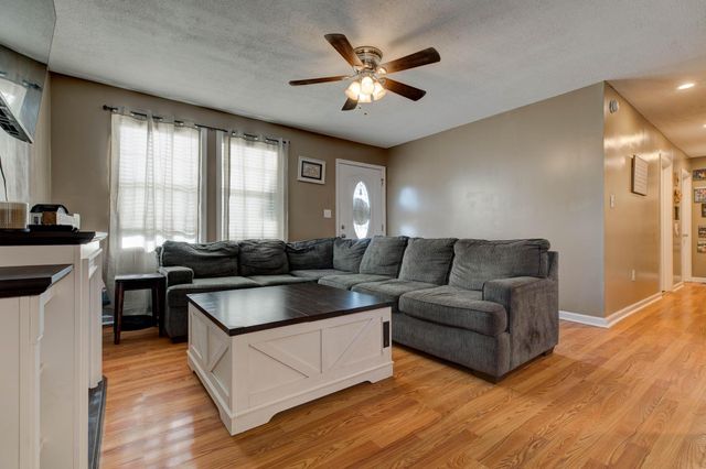 109 Parish Road, Jeffersonville, KY 40337