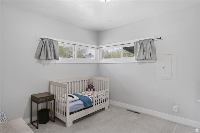 962 N LA VERDE, Layton, UT 84041