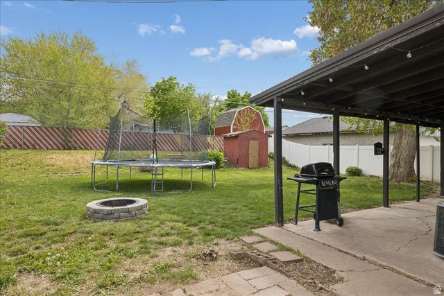 962 N LA VERDE, Layton, UT 84041