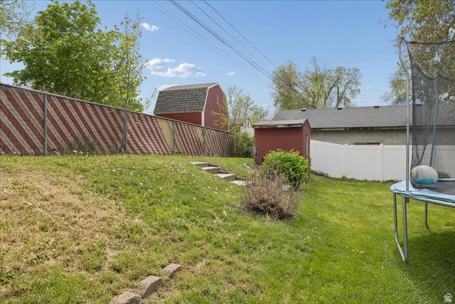 962 N LA VERDE, Layton, UT 84041