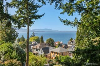127 S Garden Terrace, Bellingham, WA 98225