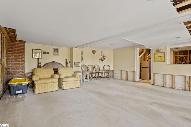 98 Woodvale Avenue, Greenville, SC 29605